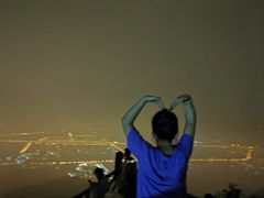 -鬼笑石后山停车场