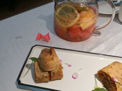 湖畔素鹅-玉玲珑(陆家嘴店)