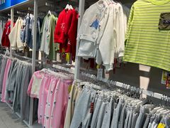 -BIGOFFS 超级折扣(仁恒伊势丹店)