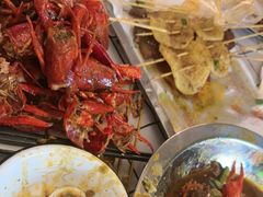 -顶峰夜宴·龙虾烧烤大排档(九江学院店)