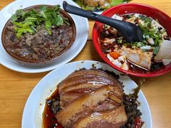 -十一街苍蝇馆子转经消江湖菜(九眼桥十一街店)