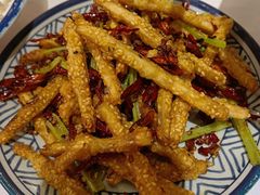 -霄汉牛三鲜湖北砂锅菜(万松园2店)