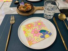 -HuaTa 花榻·花忆西葡餐厅(虹桥南丰城店)