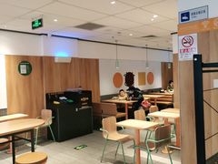 -麦当劳(玉桥中路店)
