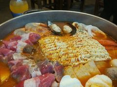 -辛明堂洞韩式芝士年糕火锅(万达店)