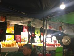 -芒果糯米饭摊子