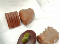 -Laderach 莱德拉(上海环贸iapm店)