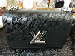 -京伟修鞋洗鞋奢侈品皮具护理店