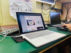 -鸿准通信科技·忠诚手机电脑维修中心(三林店)