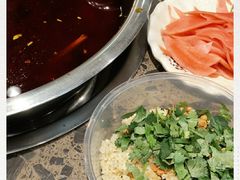 -肖肖酸萝卜鱼火锅(总店)