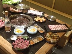 -韩烧牛中牛·甄选黑牛烤肉(黑金店)