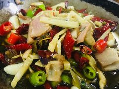 笋烧腊肉-张关合渣(航空大道店)