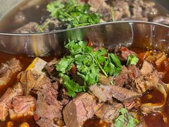 -大众跷脚牛肉馆·非遗传承单位(峨眉山店)