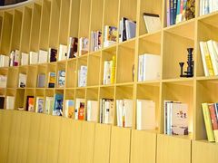 -涨巢·潮玩水疗局