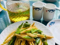 -汉水缘鲜鱼庄(黄雁村店)