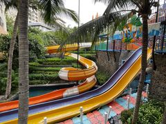 -三亚湾海居铂尔曼度假酒店