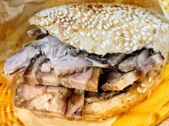 -洪峰浩老北京烧饼夹肉(角门路店)