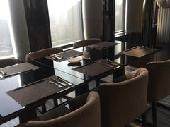 -唐拉雅秀酒店-西锦汇空中BBQ·思创餐厅