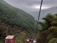 -浙东第一尖雪山欢乐谷