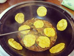 地锅鸡-曹丞相·地锅鸡·地锅鱼(武林店)