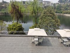 -华凌山庄·隐湖栖