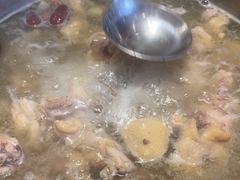 -一席地·本地鸡窝·杭帮鸡火锅(萧山银隆百货店)