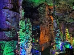 -泰安地下龙宫景区