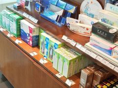 -LensCrafters亮视点(东方新天地店)