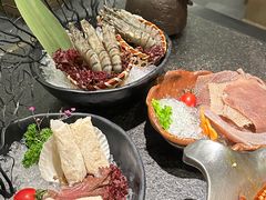 -湊湊火锅·茶憩(打浦桥日月光店)