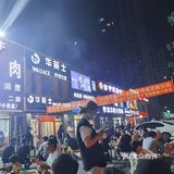 这个夏天，必须来一顿接地气的地桌烤肉