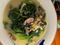 -洞庭土菜小炒馆(易发广场店)