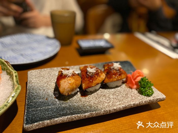 魔丼屋(日月光店)鹅肝寿司图片