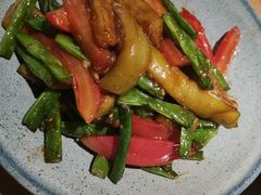 -蜜桃餐厅·伴山(湖滨商业街店)