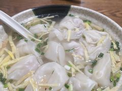 小馄饨-黄阿姨锅贴大王(万航渡路店)