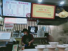 -钟方模白家肥肠粉(春熙店)