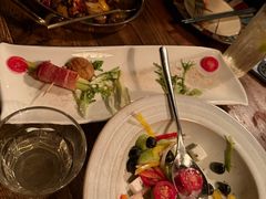 -SISTERS BAR RESTAURANT川意酒馆(嘉善老市H楼店)