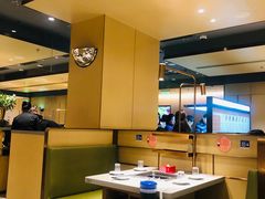 -海底捞火锅(金山百联店)