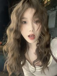 -丝语萱形象