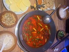 -贵厨酸汤牛肉(花果园国际中心店)