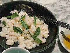 龙井虾仁-杭州君悦酒店·湖滨28中餐厅