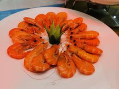 -皇马海口湾海景酒店(万绿园秀英港店)