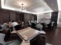 -南京悦客假日酒店
