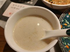 -尚尚仙·酸汤猪手·猪肚鸡火锅(华联万柳购物中心店)
