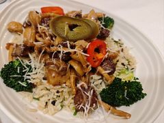 -马克西姆俄罗斯餐厅(通亚街店)