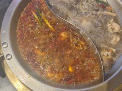 -沸炉重庆老火锅(军事博物馆店)
