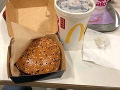 -麦当劳(虹梅路地铁站店)