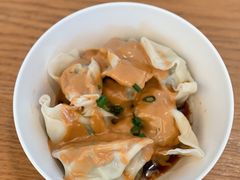 正牌麻酱冷馄饨-苏小柳点心·手作小笼包(虹桥天地分院)