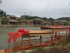 -雪山彩虹谷景区