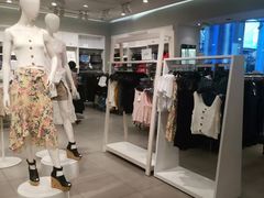 -H&M(鹏欣水游城店)