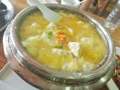 渔家石锅豆腐-地方名吃海鲜大馅蒸饺(北戴河店)